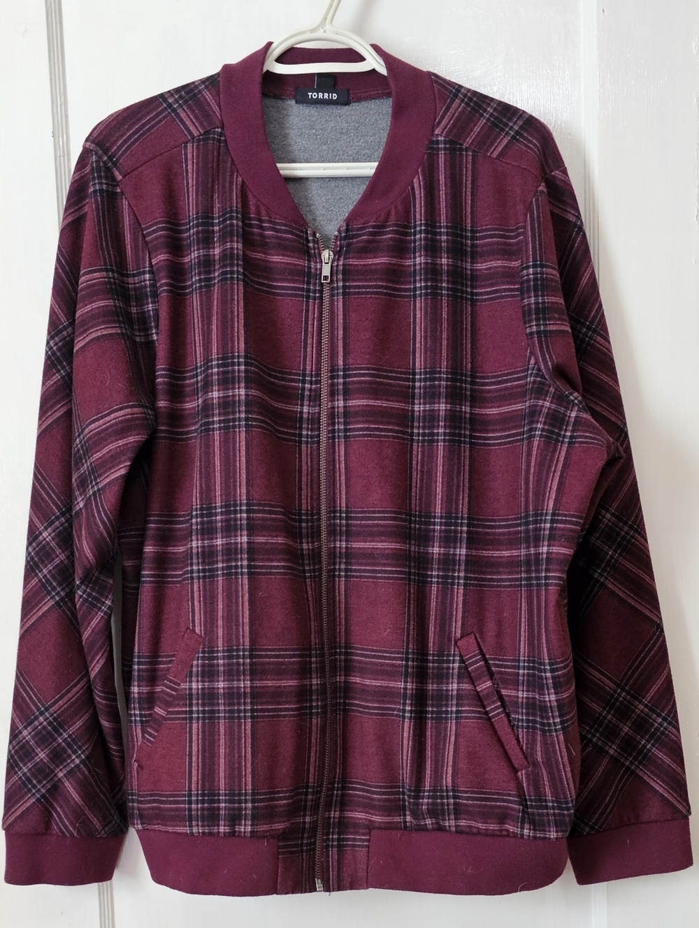 💜 Torrid Plaid Bomber Jacket – Size 3